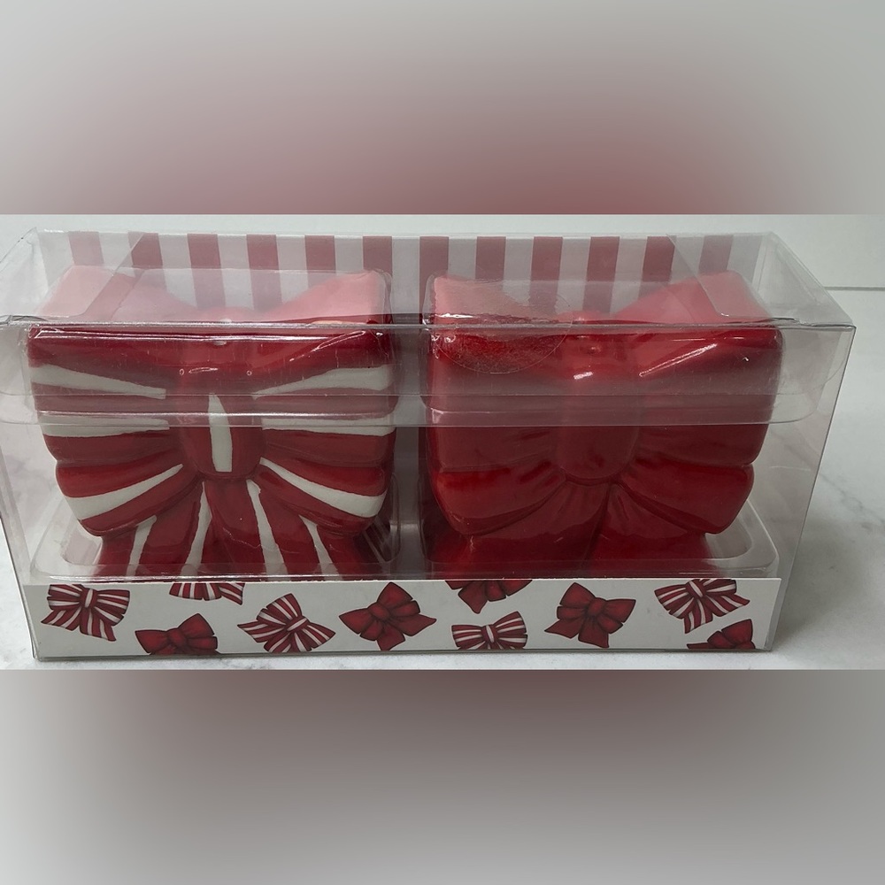 Kirkland Salt & Pepper Shakers Ceramic Red White Bows New